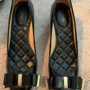 MICHAEL Michael Kors black block heel LIKE NEW!